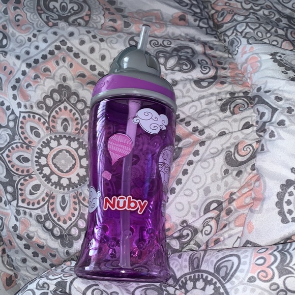 Plastic cup - Picture 2 of 2